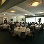Chateau Louis Hotel & Conference Centre 